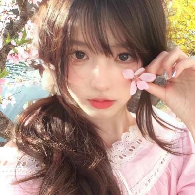 黄阿丽：小眼镜蛇