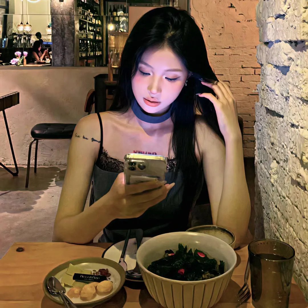 深山开荒避乱世，全家顿顿有肉吃